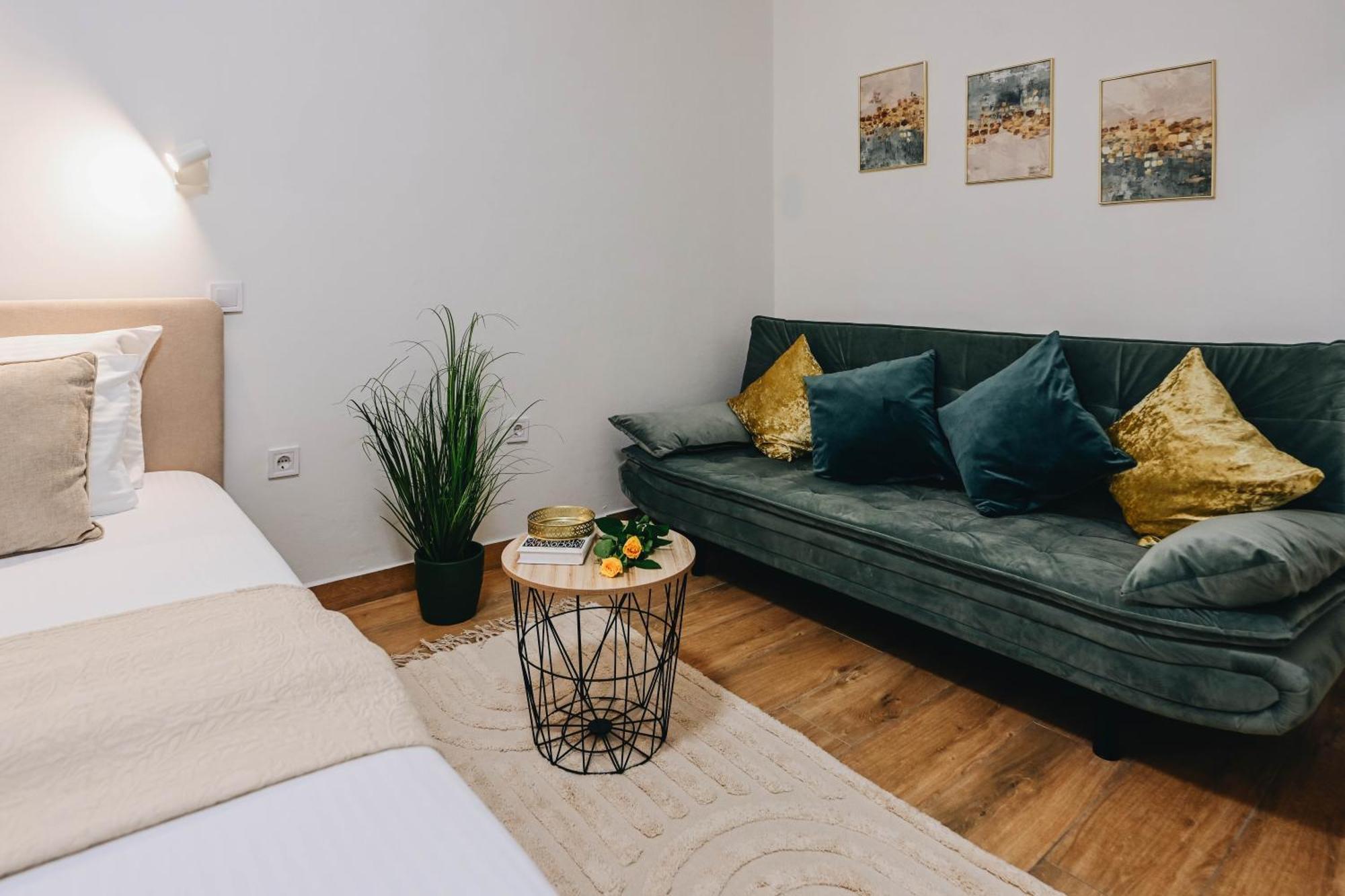 App Ana Apartman